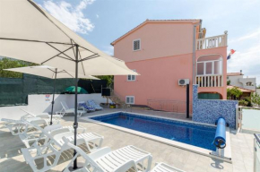  Apartments Ljubica  Рогозница